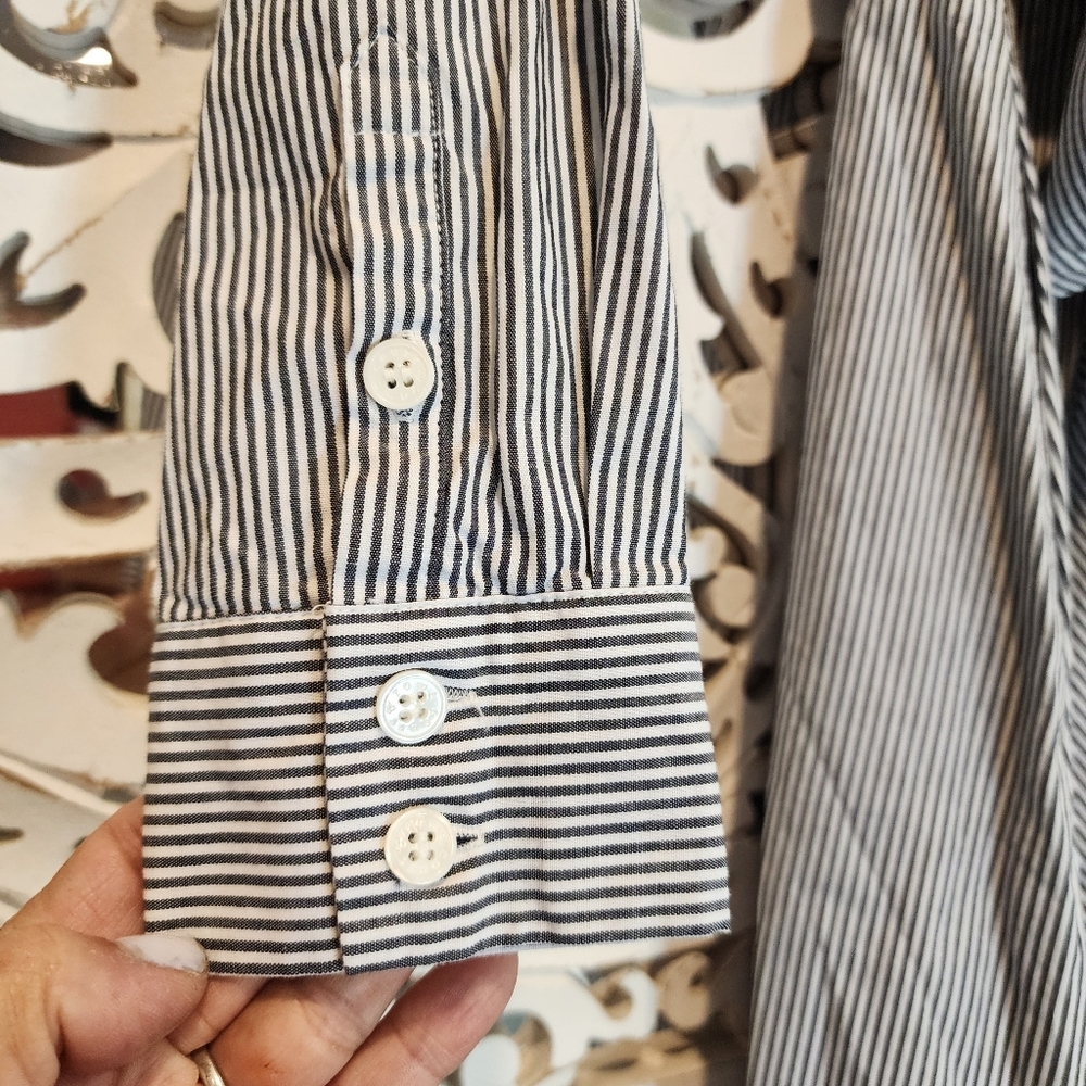 COURT & ROWE PINSTRIPES, BUTTON DOWN, TIE WAIST, & COLLAR WOMENS SIZE 2 - Picture 5 of 16